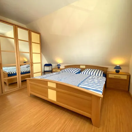 Friesenhaus Für 6 Schönberger