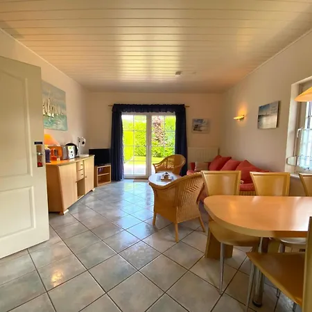 Ferienhaus Friesenhaus Für 6 Schönberger *